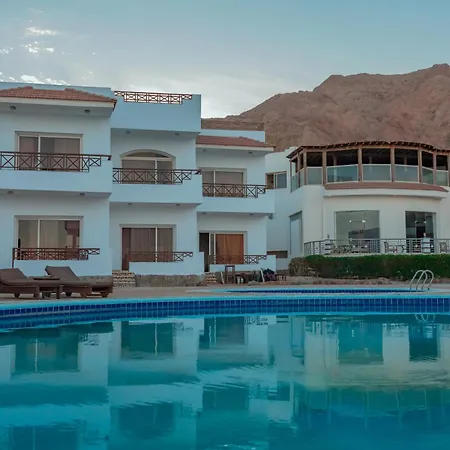 New Sea Sun Hotel