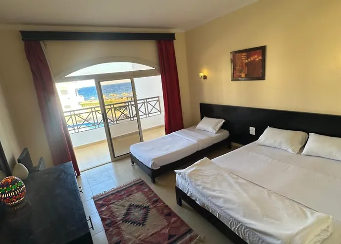 New Sea Sun Hotel